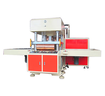 油壓式半自動(dòng)膠盒壓痕模切機(jī) 油壓式半自動(dòng)膠盒壓痕模切機(jī)