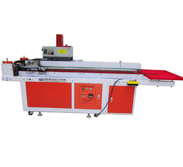 半自動(dòng)熱熔膠糊盒機(jī) 半自動(dòng)熱熔膠糊盒機(jī)